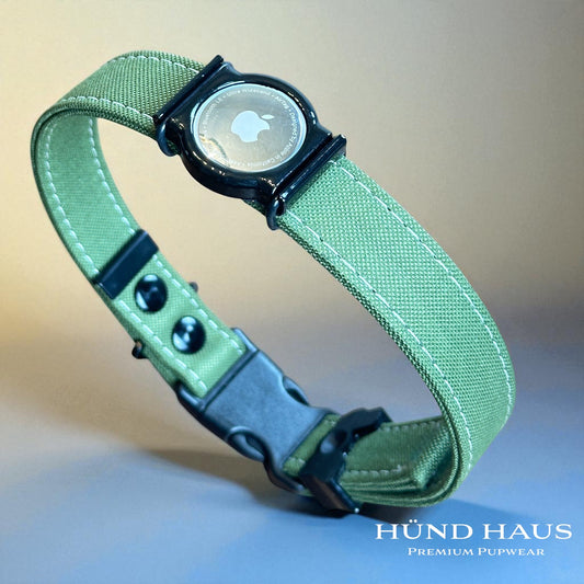 Durable Waterproof Dog Collar with Built - In AirTag Holder - hundhaus.dog
