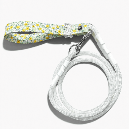 Handmade Yellow Rosebud Rope Dog Leash — Gold or Silver Hardware - hundhaus.dog