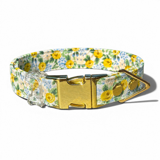 Classic Collar in Yellow Rosebud with Gold hardware - hundhaus.dog